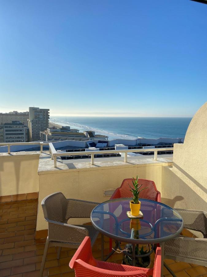 Atico Apartamento Loft Playa Victoria 카디스 외부 사진